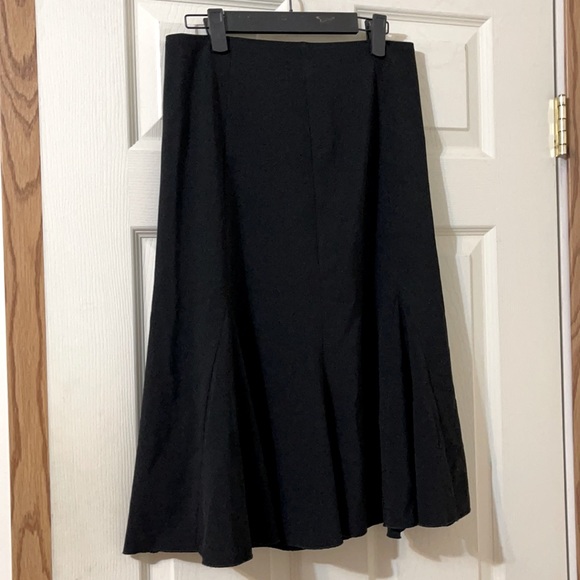 Final Touch Black medium skirt - Picture 2 of 7